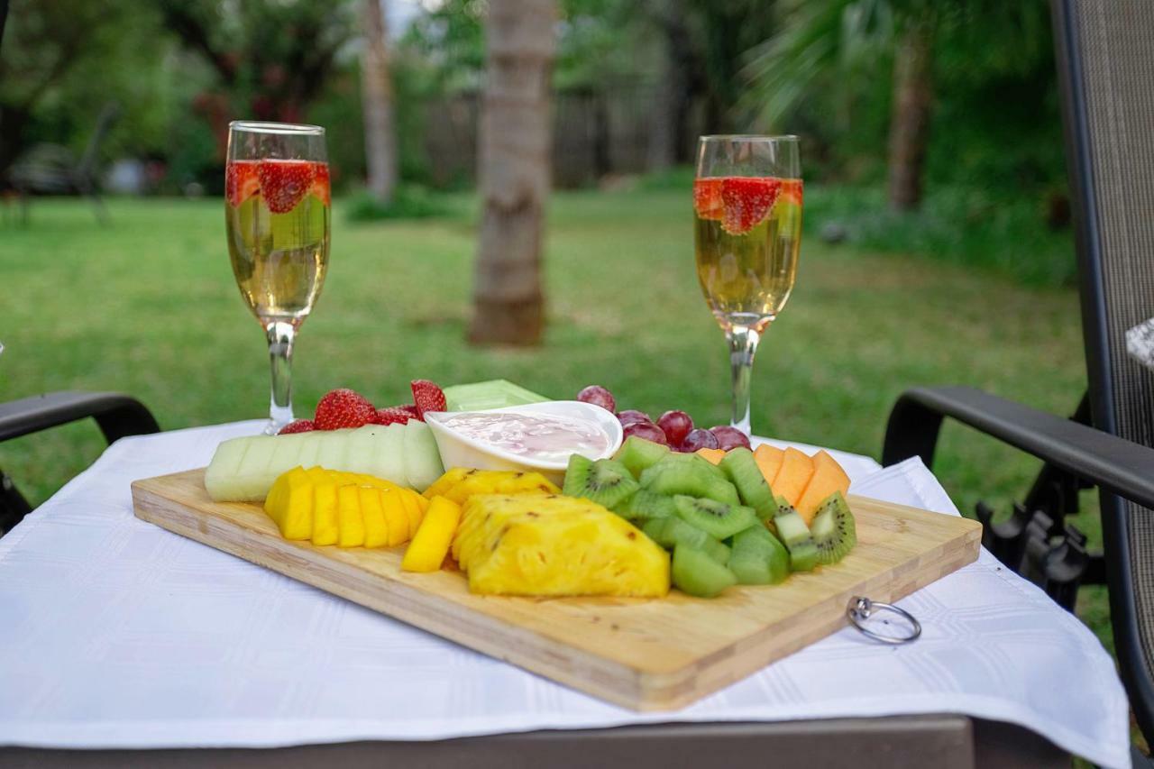 Three Oaks And An Aloe Boutique Hotel Hartbeespoort Exterior photo